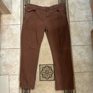 DL1961 Russell Straight Leg Pant.